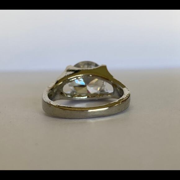Diamond CZ Solitaire Engagement Silver Ring Size 6 - Picture 4 of 6